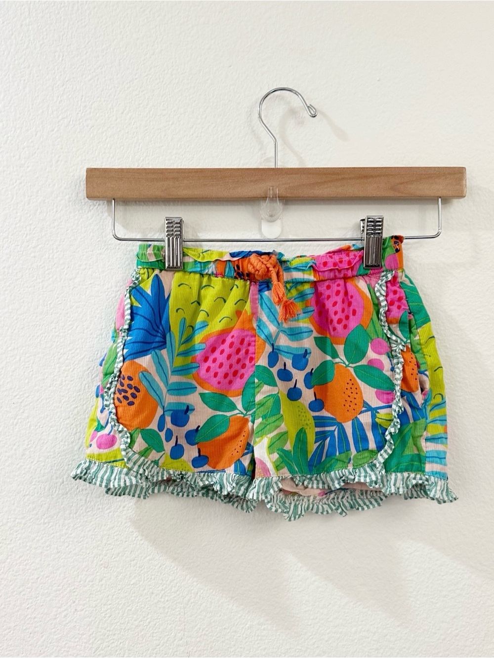 Boden Mini Boden Juniper Woven Frill Shorts Tropical Fruits Size 5Y